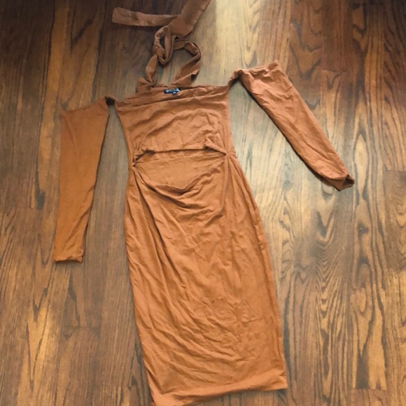 Meshki Dresses & Skirts - Meshki midi dress